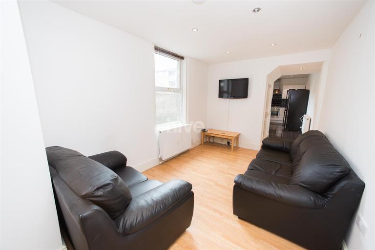 Cheltenham Terrace, Heaton, Newcastle, NE6 5HR