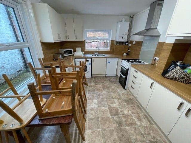 Pennsylvania Road, Pennsylvania, Exeter, EX4 6DB