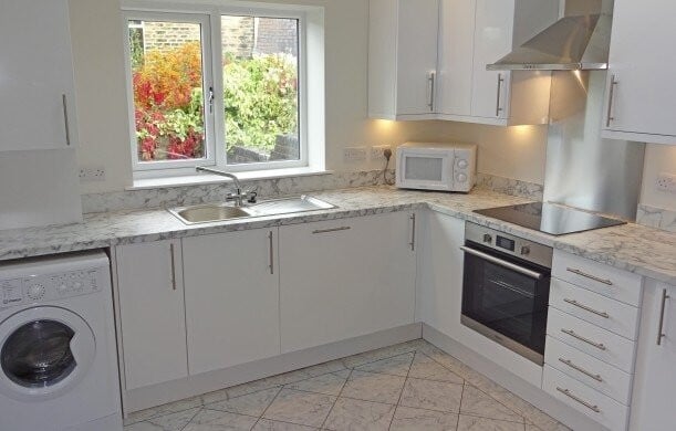 Spooner Road, Broomhill, Sheffield, S10 5BN