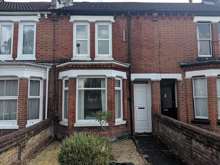 4 bedroom house for rent Handel Terrace, Southampton, SO15 2FG UniHomes