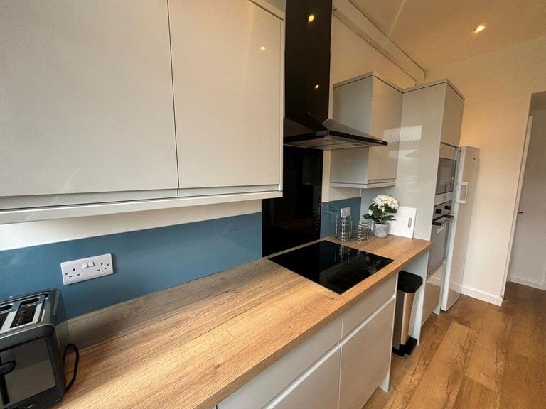 Monks Road, Mount Pleasant, Exeter, EX4 7BE