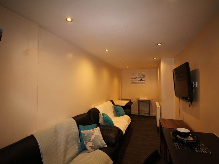 6 bedroom house for rent Milton Street, Derby, DE22 3NZ UniHomes