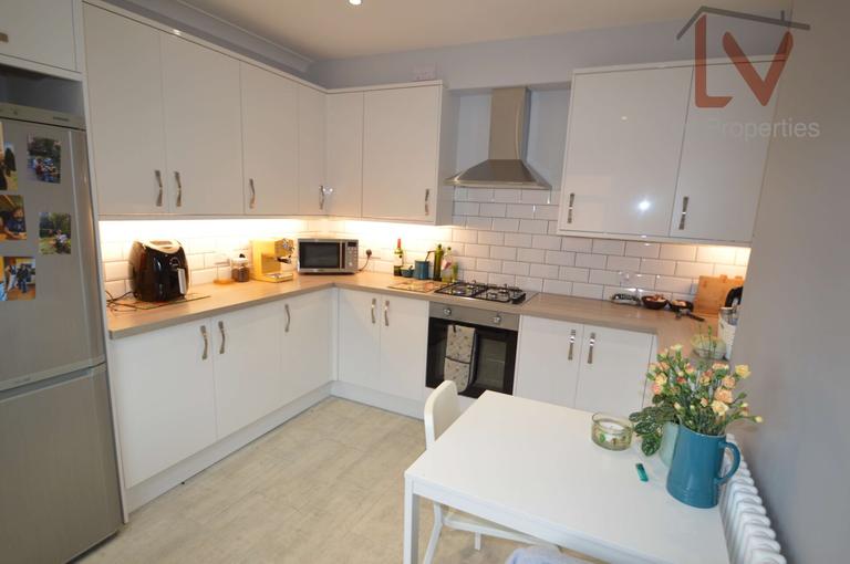 Derwentwater Terrace, Headingley, Leeds, LS6 3JL