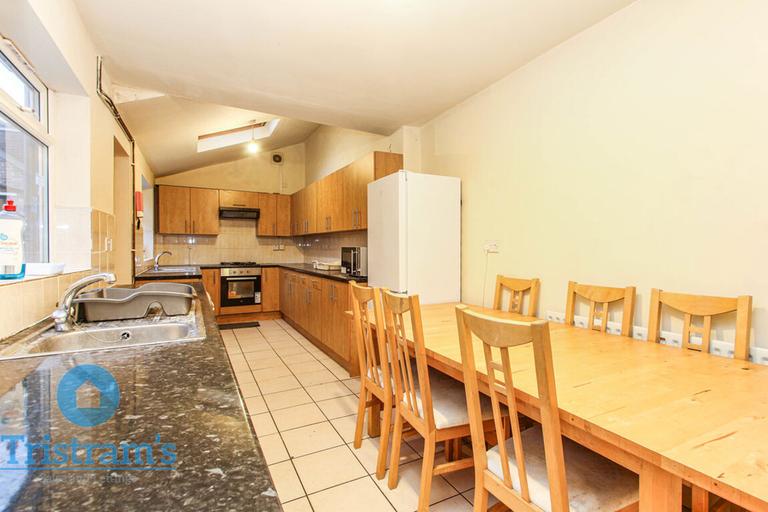 Bute Avenue, Lenton, Nottingham, NG7 1QB