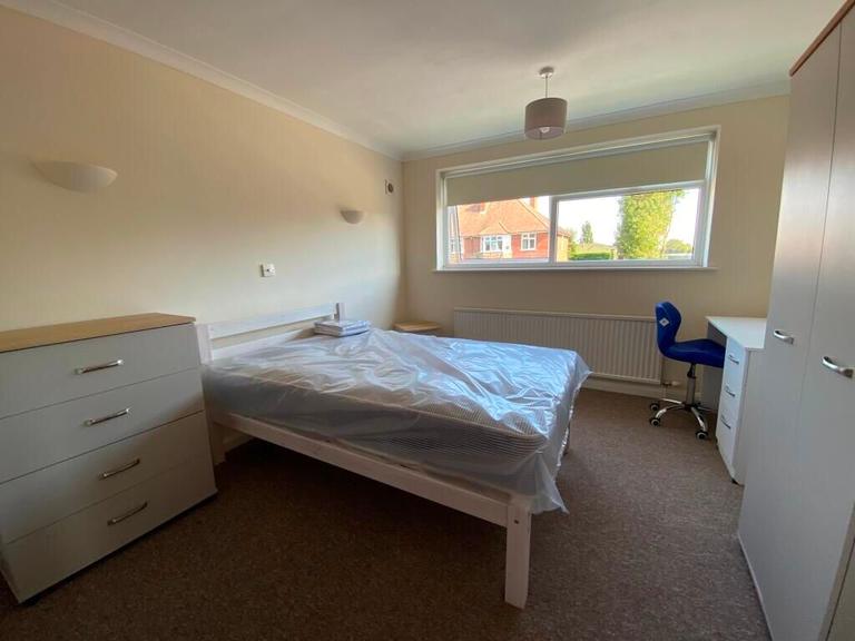 St. Stephens Road, King's Mile, Canterbury, CT2 7JT