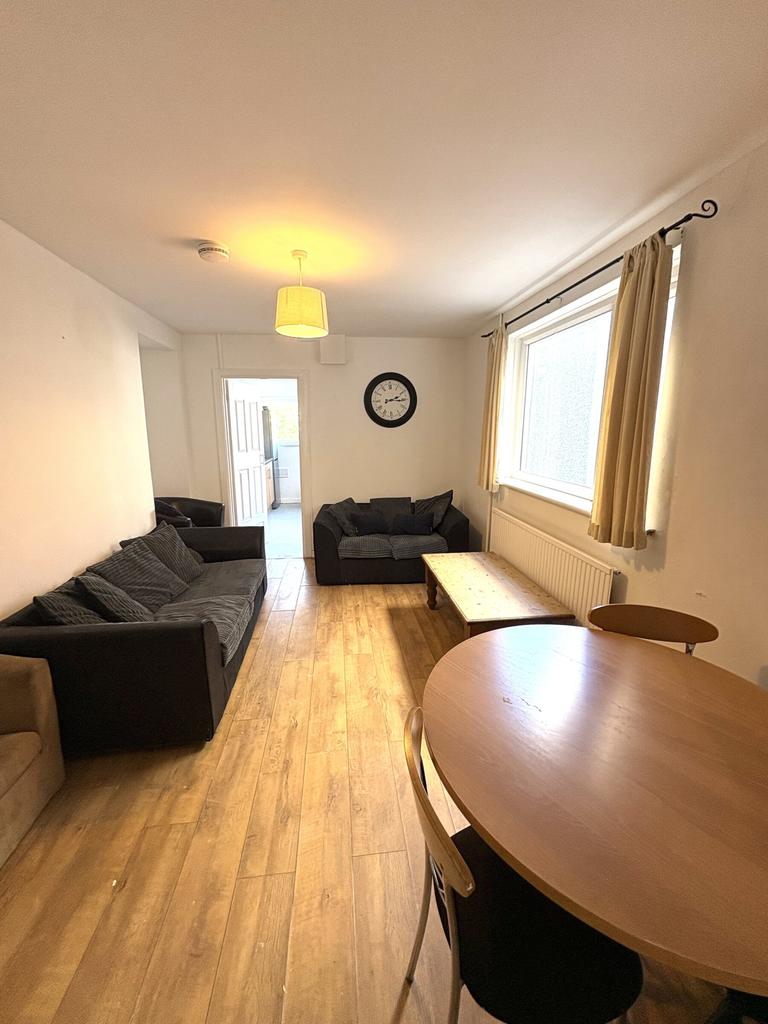 Marlborough Road, Brynmill, Swansea, SA2 0EB