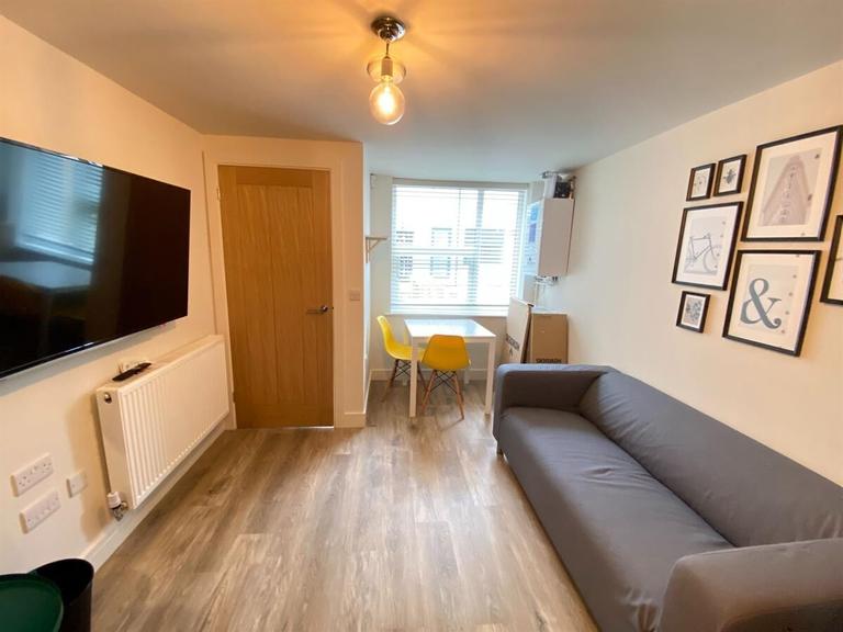 50 Park Road Lenton, Lenton, Nottingham, NG7 1JG