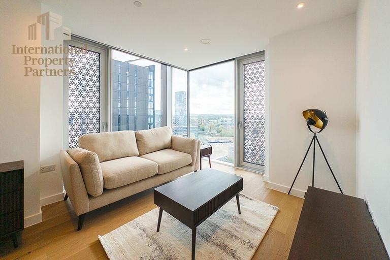 Viadux, City Centre, Manchester, M1 5LP