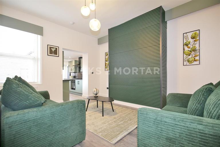 Simonside Terrace, Heaton, Newcastle, NE6 5DZ