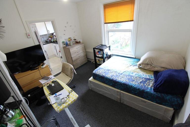 Westwood Road, Portswood, Southampton, SO17 1DN