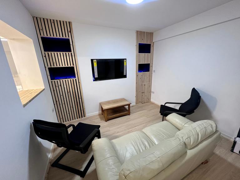 5 bedroom house for rent Langland Terrace, Swansea, SA2 0BB UniHomes