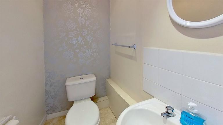 (2F1) Parkside Terrace, Newington, Edinburgh, EH16 5BL