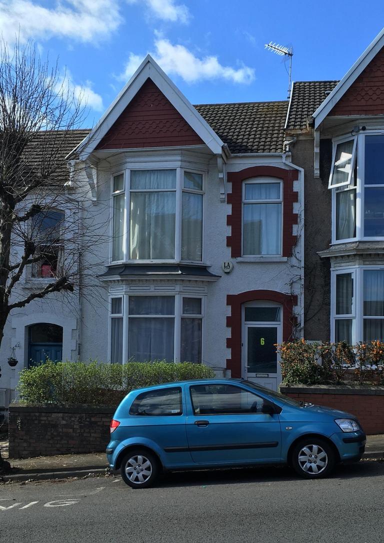 Ernald Place, Uplands, Swansea, SA2 0HW