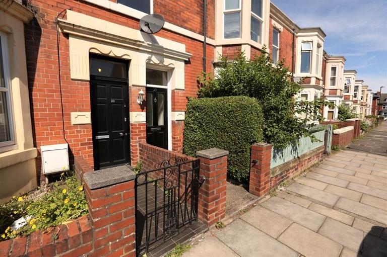 4 bedroom apartment for rent Deuchar Street, Newcastle, NE2 1JX UniHomes