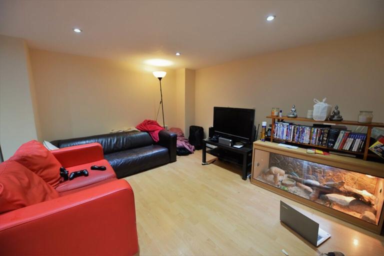 The Village Street, Burley, Leeds, LS4 2PR