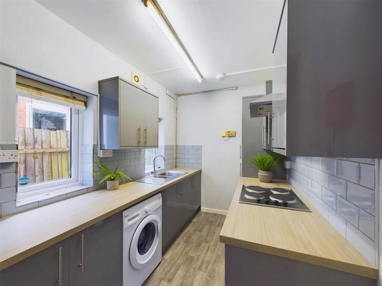 Cumberland Road, Golden Triangle, Loughborough, LE11 5DE