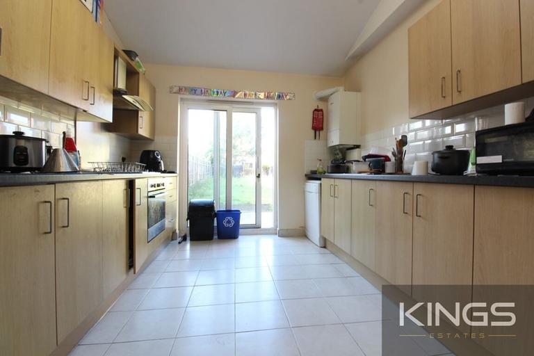 Upper Shaftesbury Avenue, Highfield, Southampton, SO17 3RU