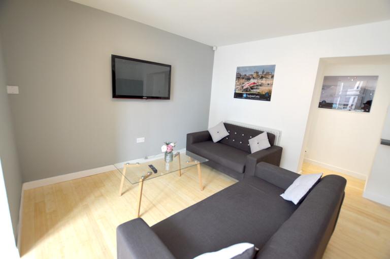 Portland Terrace, Jesmond, Newcastle, NE2 1QS