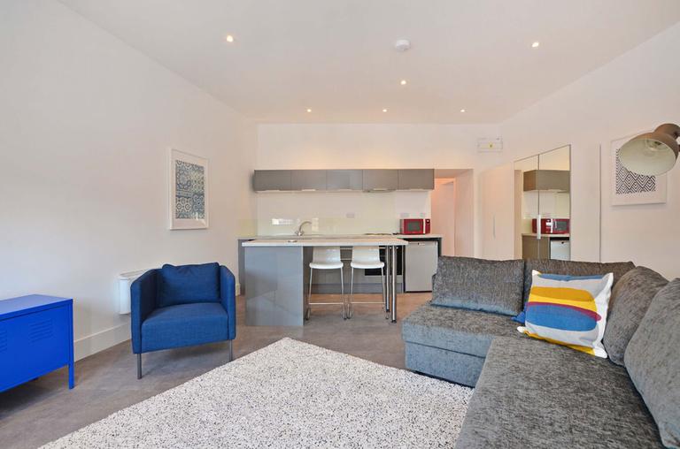 The Red House, City Centre, Sheffield, S1 4BB