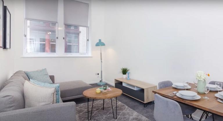 Whitworth Street, Flat 11 Lancaster House, City Centre, Manchester, M1 6LQ