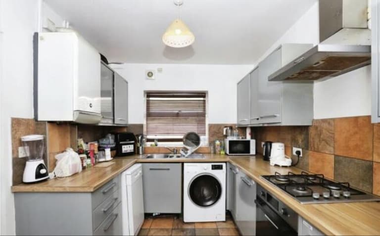 St. Barnabas Road, Highfield, Sheffield, S2 4TF St. Barnabas Road, Highfield, Sheffield, S2 4TF