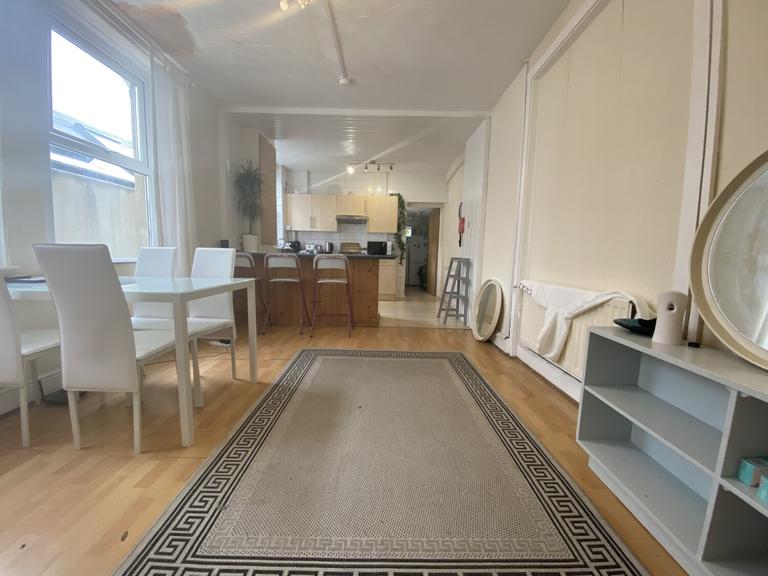 Pen Y Wain Road, Roath, Cardiff, CF24 4GB