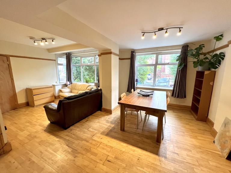 4 bedroom house for rent Beech Grove, Manchester, M14 6UY UniHomes