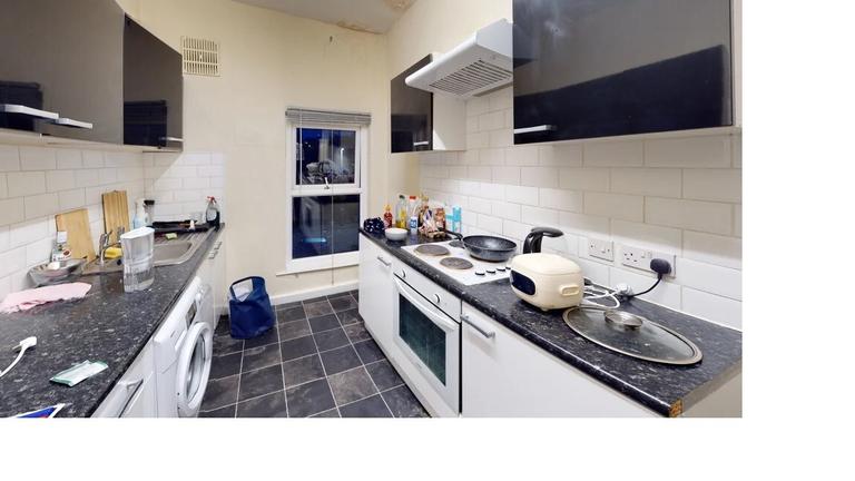 Belle Vue Road, Woodhouse, Leeds, LS3 1HG