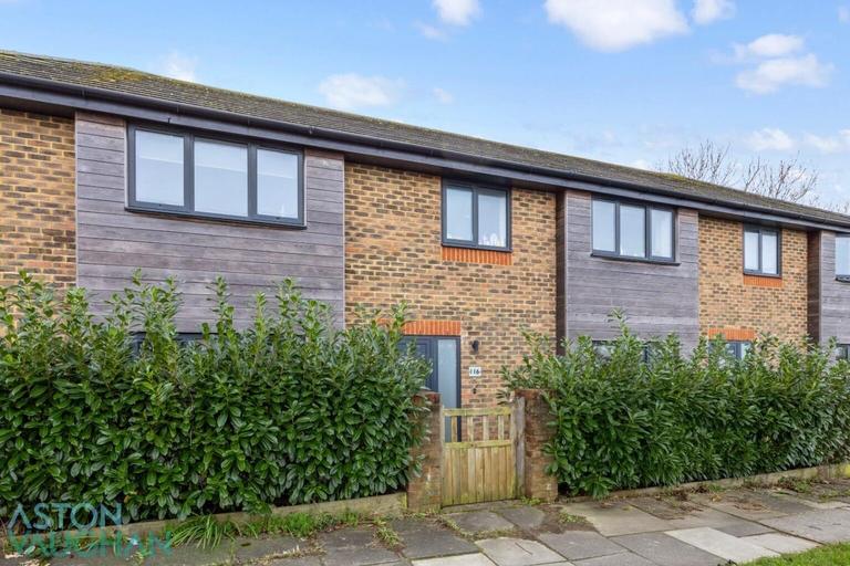 Brighton East Sussex, Lewes Road, Brighton, BN1 8EJ