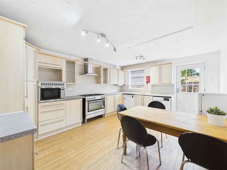 Moorhen Way, City Centre, Loughborough, LE11 3HH