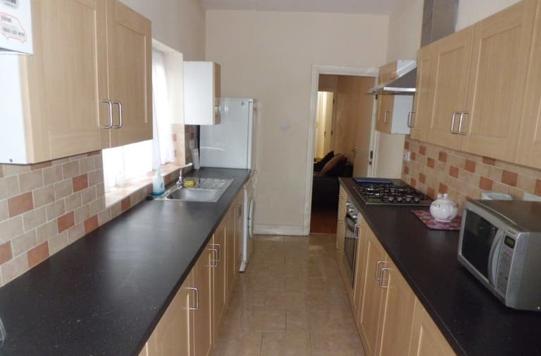 Alton Road, Selly Oak, Birmingham, B29 7DX Alton Road, Selly Oak, Birmingham, B29 7DX