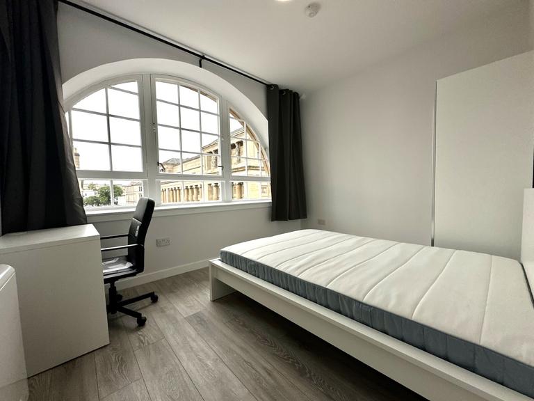 Kent Road, Flat 12, City Centre, Glasgow, G3 7BY
