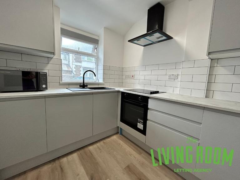 Moy Road, Roath, Cardiff, CF24 4TG