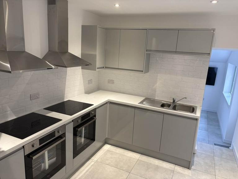 King Edwards Road, Brynmill, Brynmill, Swansea, SA1 4LL