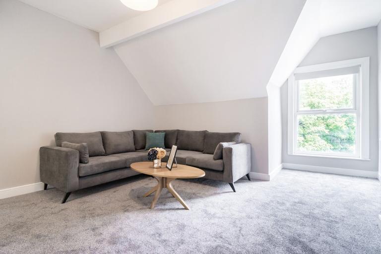 Wilmslow Road, Fallowfield, Manchester, M14 6LE