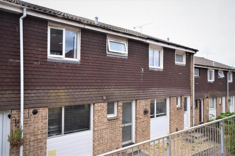 5 bedroom house for rent Park Barn Drive, Surrey, GU2 8ER UniHomes