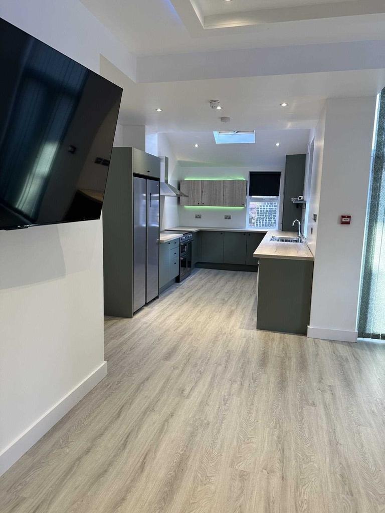 Platt Lane, Fallowfield, Manchester, M14 5XE