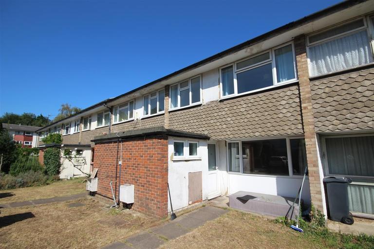Guildford Park Avenue, Guildford, Surrey, GU2 7NH