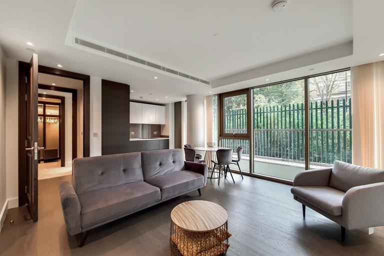 Warwick Lane Kensington, Hammersmith & Shepherd's Bush, London, W14 8DX