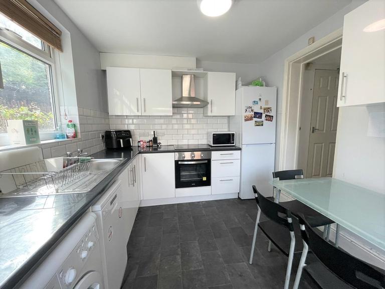 4 bedroom house for rent Springvale Road, Sheffield, S6 3NT UniHomes