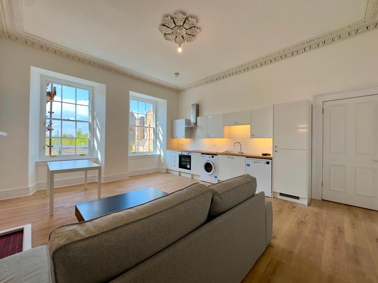 Gibson Street, West End, Glasgow, G12 8NW