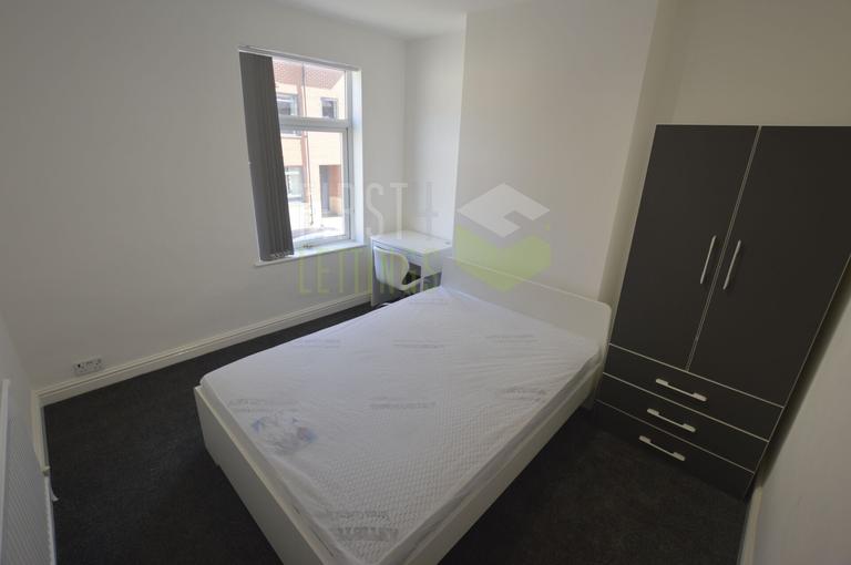 4 bedroom house for rent Leopold Road, Leicester, LE2 1YB UniHomes