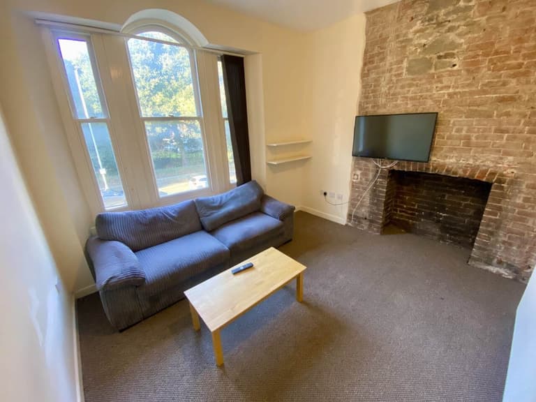 Walter Road, Uplands, City Centre, Swansea, SA1 4PT