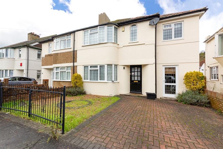 5 bedroom house for rent Lower Bevendean Avenue, Brighton, BN2 4FE UniHomes