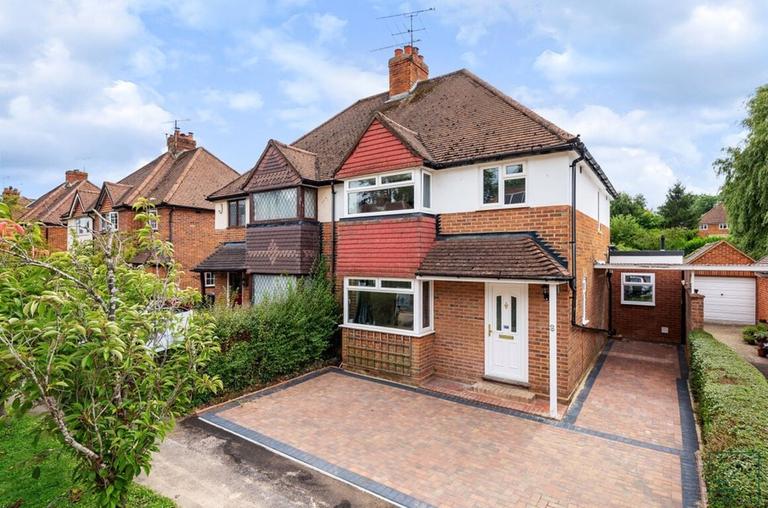 Beech Grove, Guildford, Surrey, GU2 7UZ
