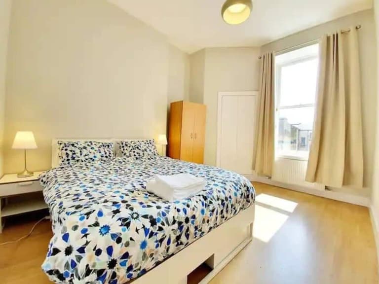 Argyle Street, Flat 2/2, City Centre, Glasgow, G3 8TB Argyle Street, Flat 2/2, City Centre, Glasgow, G3 8TB