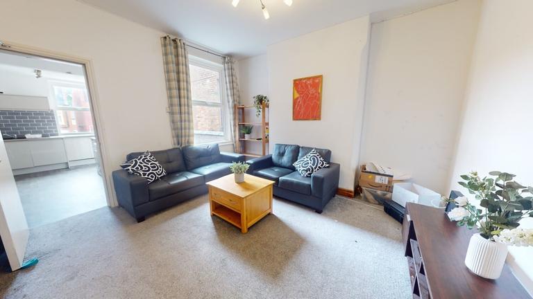 Lenton, Lenton, Nottingham, NG7 1JH