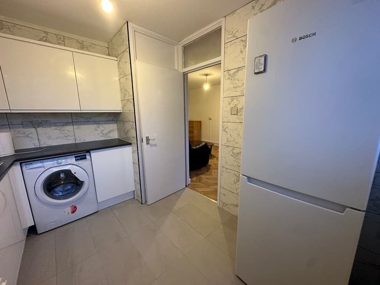 Flat 6, St Pauls, Bristol, BS2 8LJ Flat 6, St Pauls, Bristol, BS2 8LJ