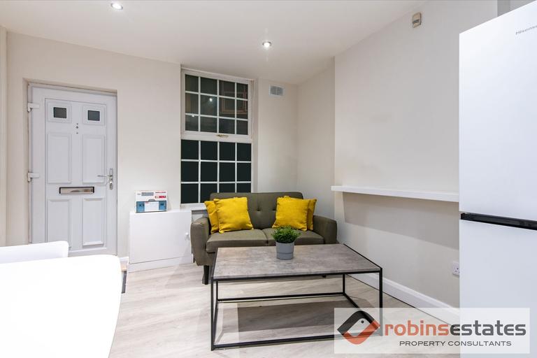 Peveril Street, Arboretum, Nottingham, NG7 4AJ