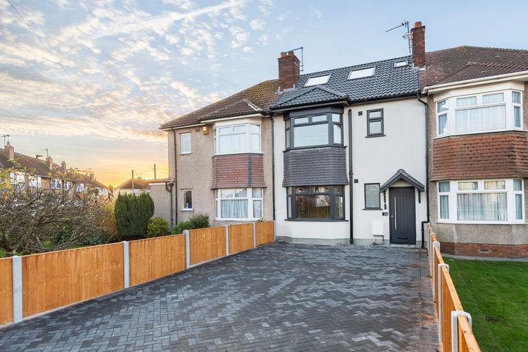 6 bedroom house for rent Warren Road, Bristol, BS34 7EJ UniHomes